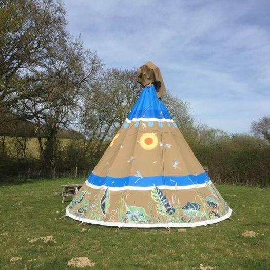 Big Sky Tipi Holidays Wartling Εξωτερικό φωτογραφία