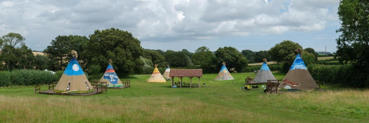 Big Sky Tipi Holidays Wartling Εξωτερικό φωτογραφία