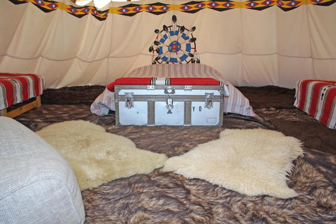 Big Sky Tipi Holidays Wartling Εξωτερικό φωτογραφία