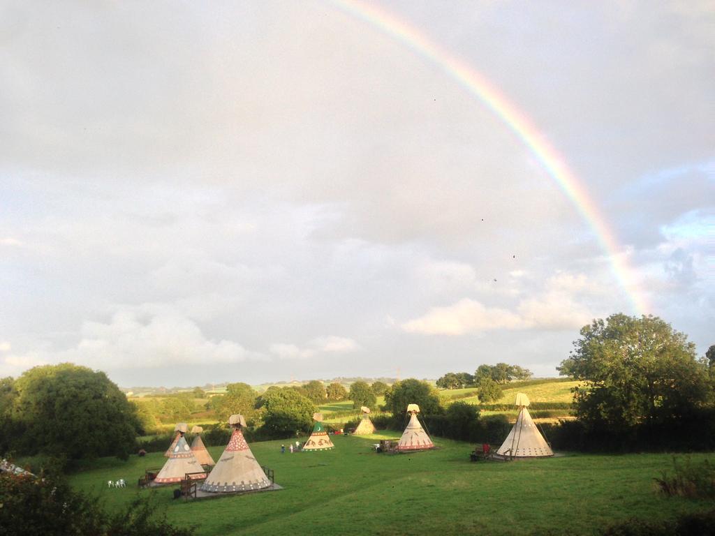 Big Sky Tipi Holidays Wartling Εξωτερικό φωτογραφία